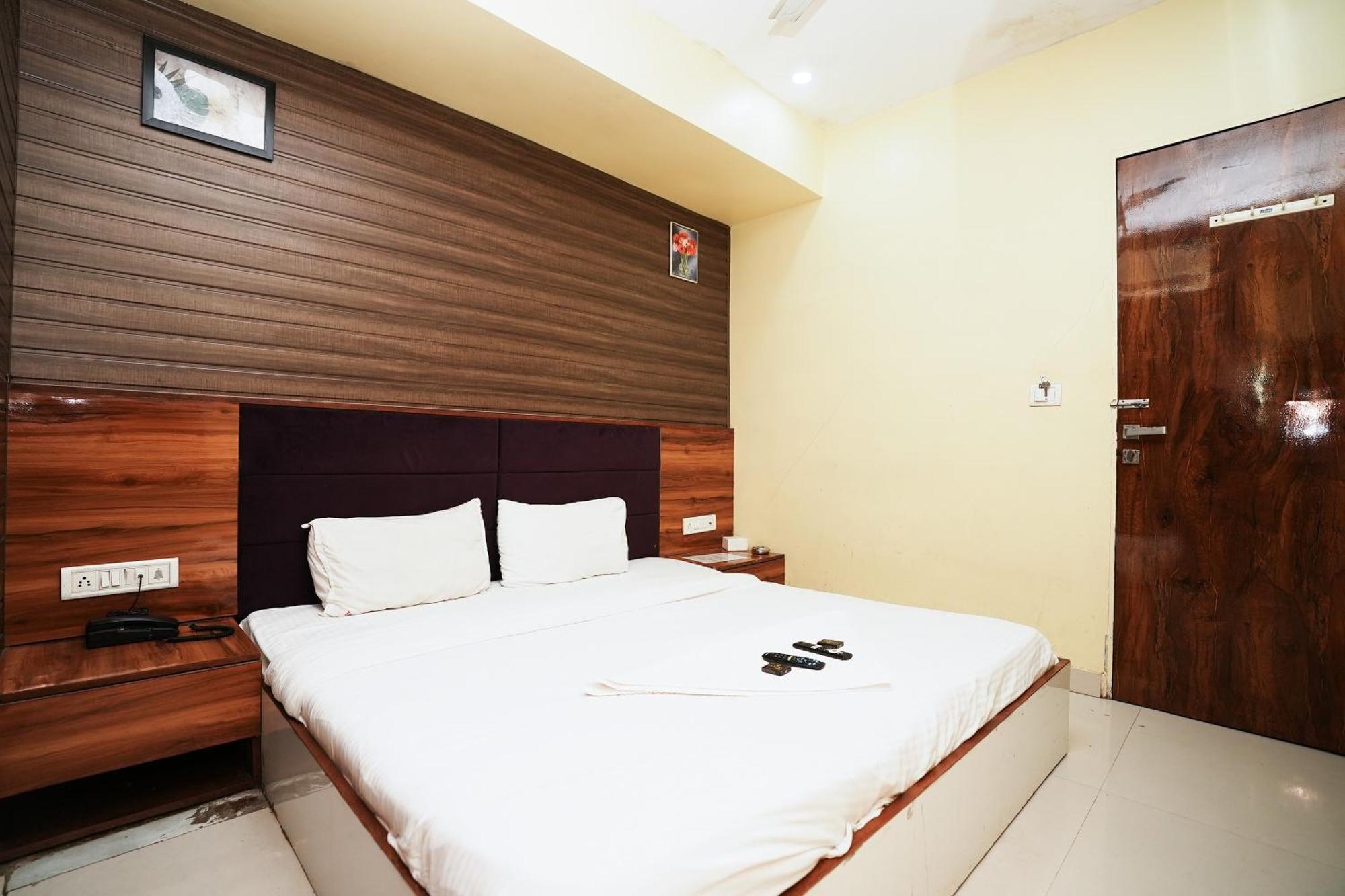 Hotel Twigo Inn Mumbai Ngoại thất bức ảnh